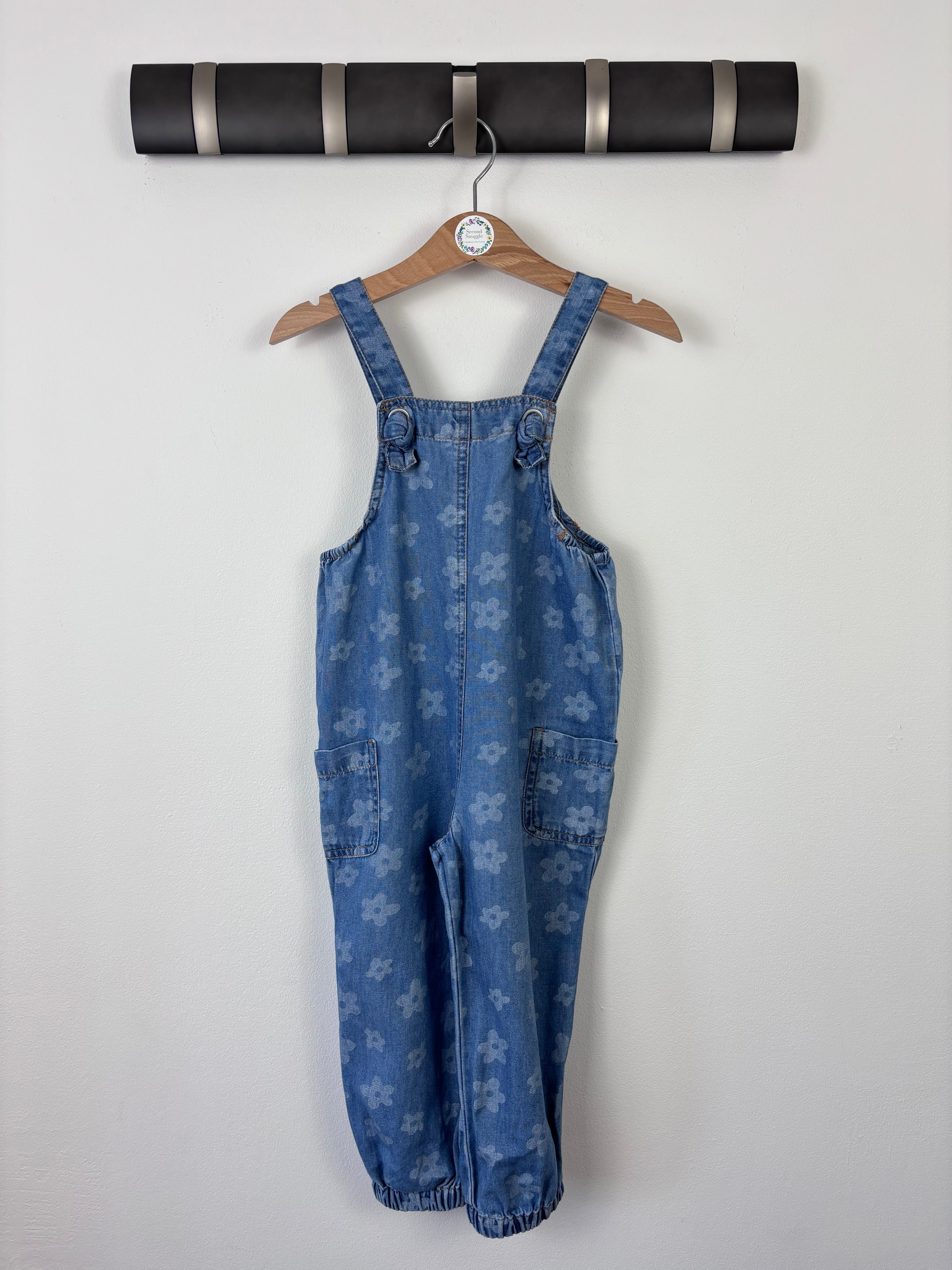 Matalan maternity dungarees hotsell