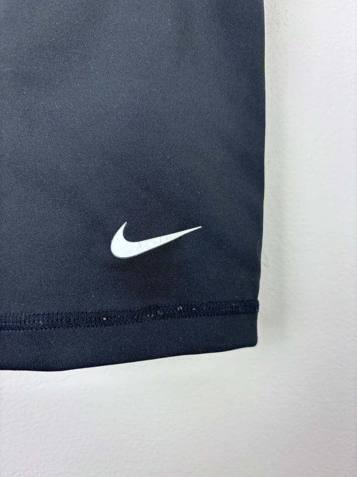 Nike 122-128 XS (6-8 Years)-Shorts-Second Snuggle Preloved