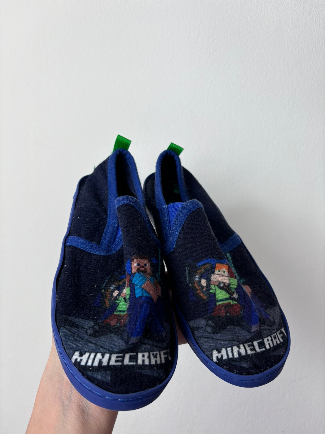 Minecraft EU 32 UK 13-Slippers-Second Snuggle Preloved