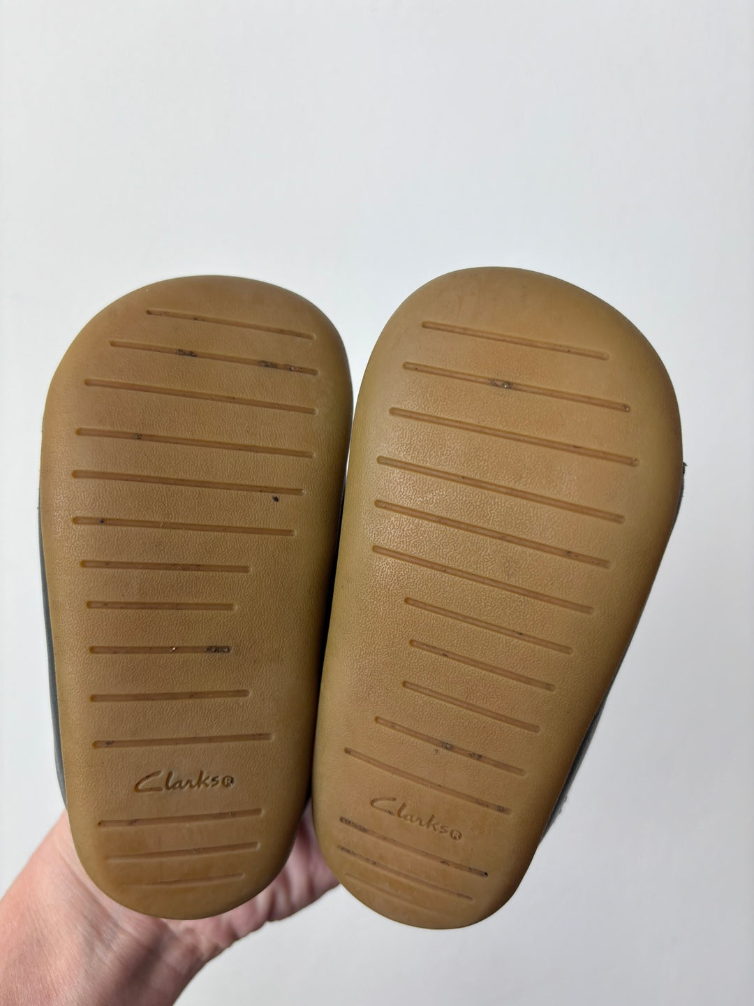 Clarks UK 4 G-Shoes-Second Snuggle Preloved