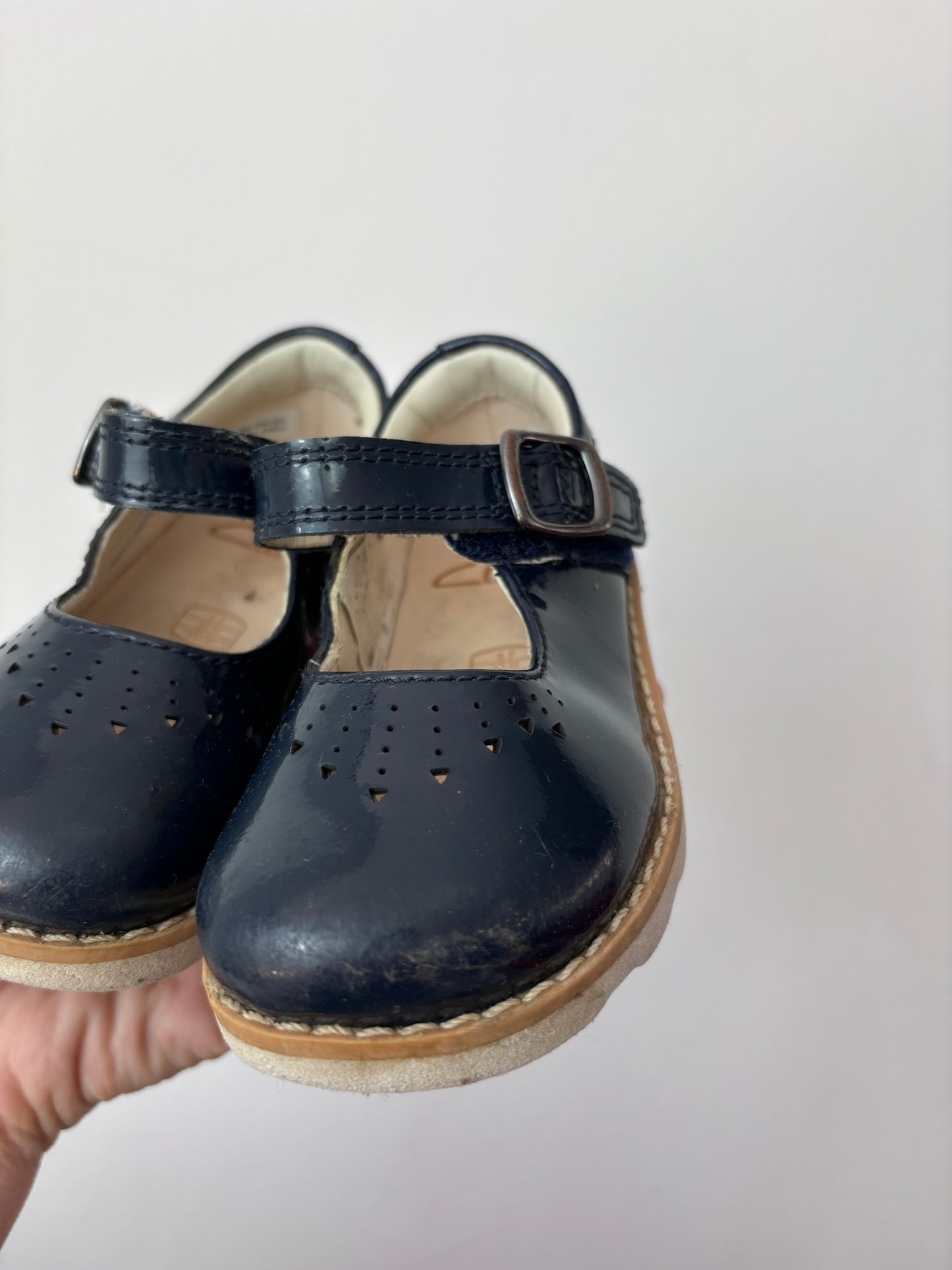 Clarks UK 4 F-Shoes-Second Snuggle Preloved