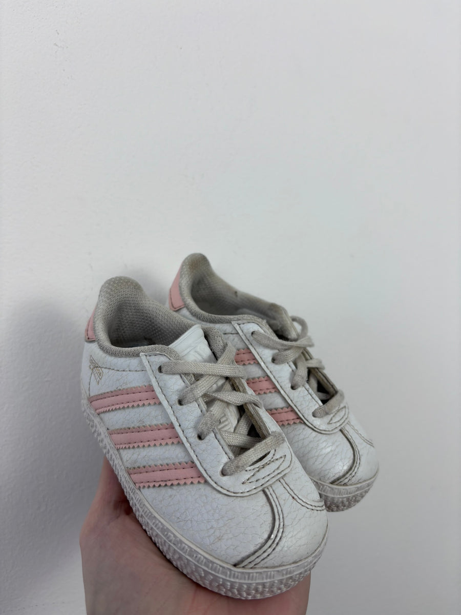 Adidas UK 4-Shoes-Second Snuggle Preloved