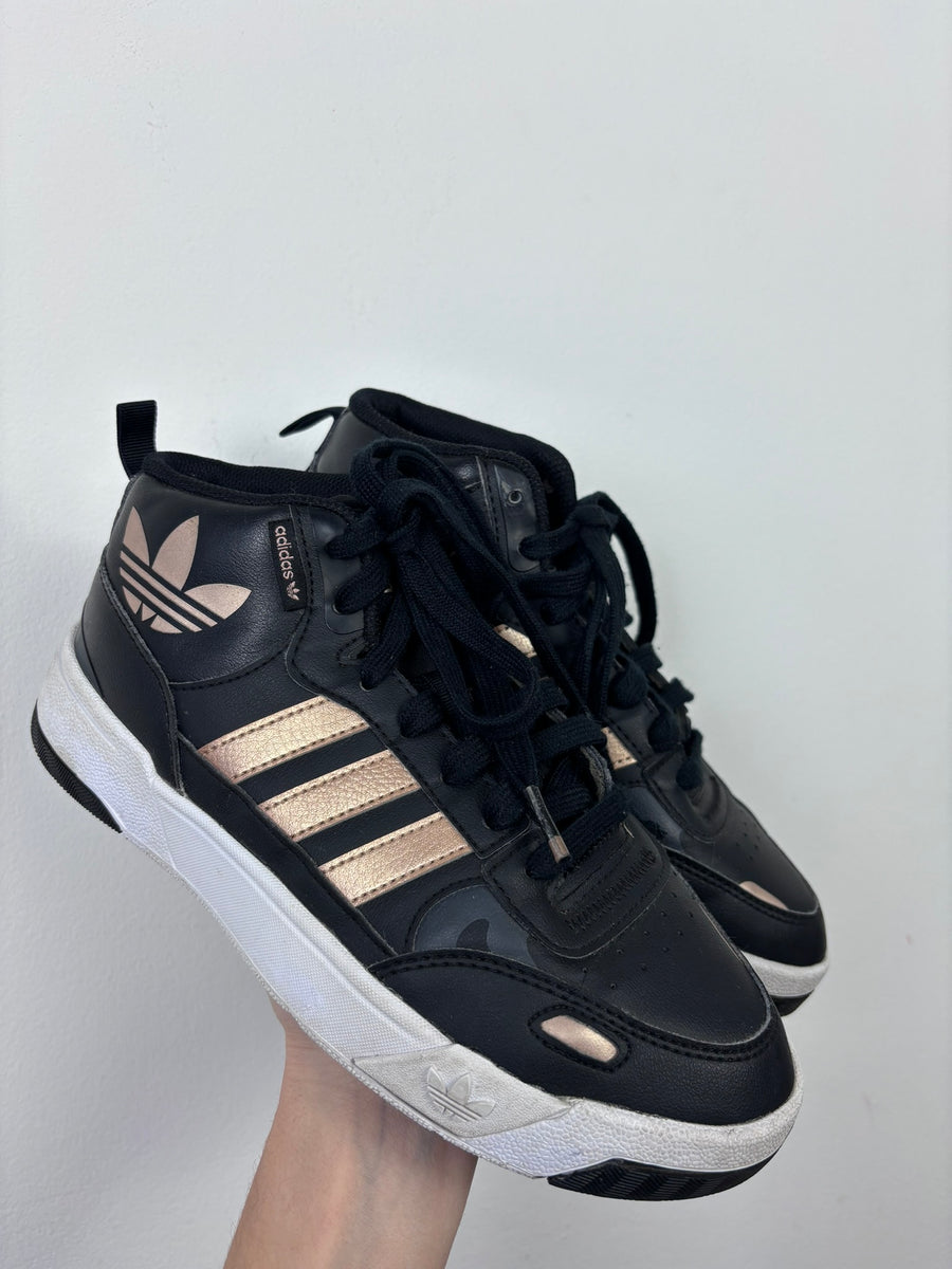 Adidas UK 4.5-Shoes-Second Snuggle Preloved