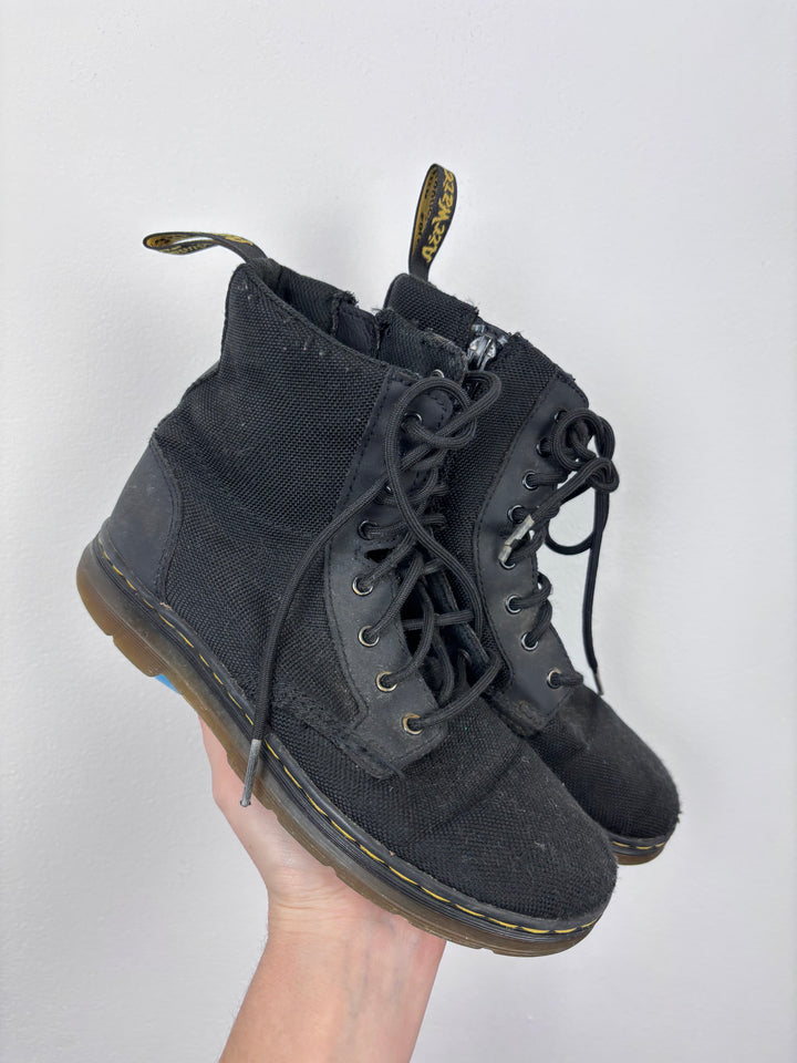 Dr Martens UK 2-Boots-Second Snuggle Preloved