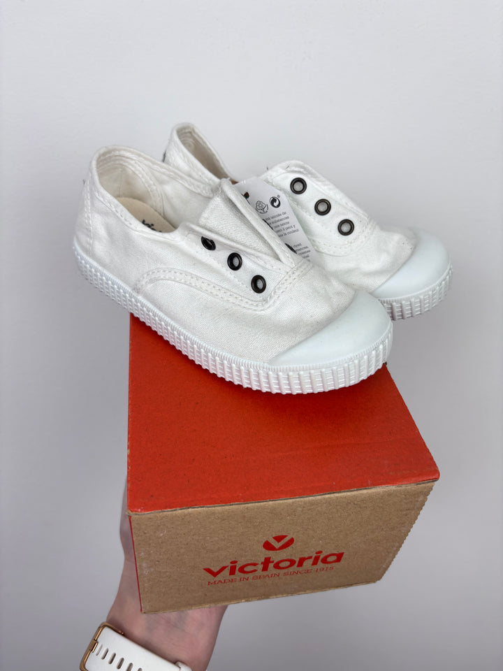 Victoria White Canvas Shoes-Shoes-Second Snuggle Preloved