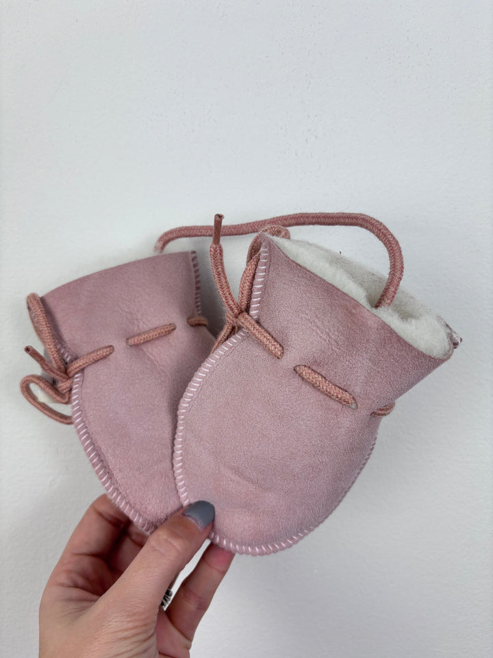 Echt-Lamm-Fell 0-9 Months-Mittens-Second Snuggle Preloved