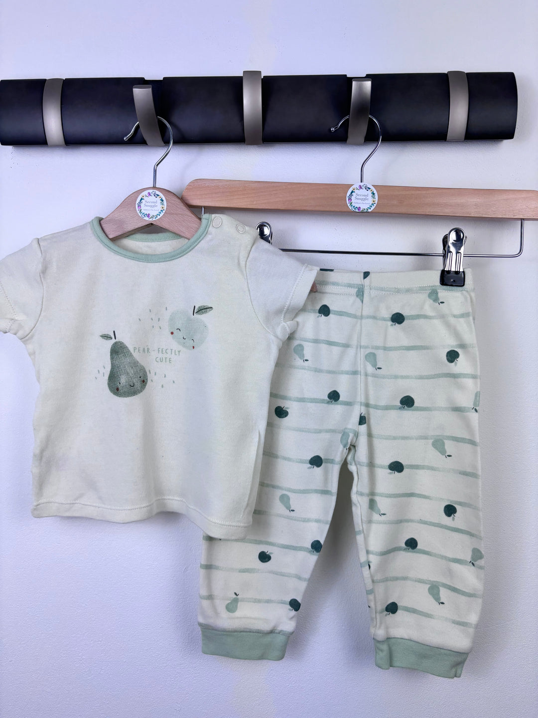 Tu 9-12 Months-Sets-Second Snuggle Preloved