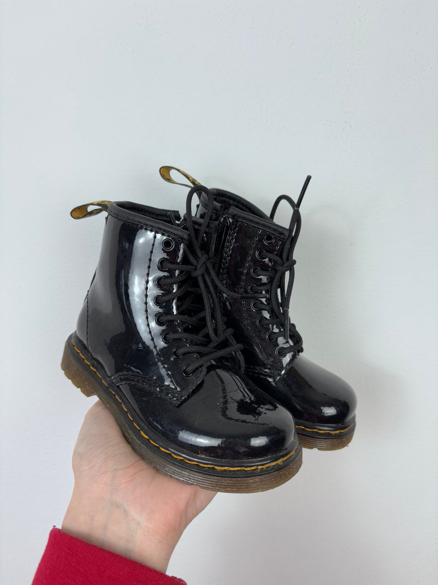 Dr Martens UK 7-Boots-Second Snuggle Preloved