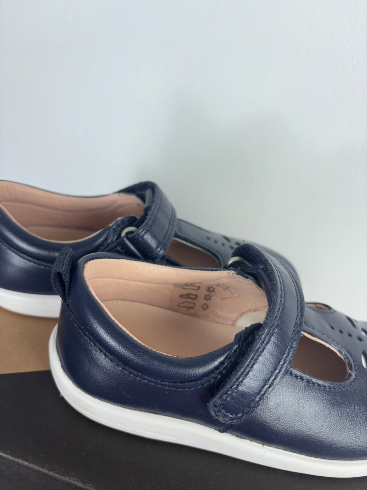 Start Rite UK 7 F-Shoes-Second Snuggle Preloved