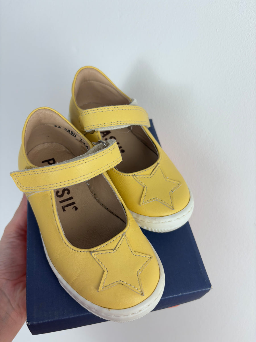 Petasil UK 7.5 (EU 25)-Shoes-Second Snuggle Preloved