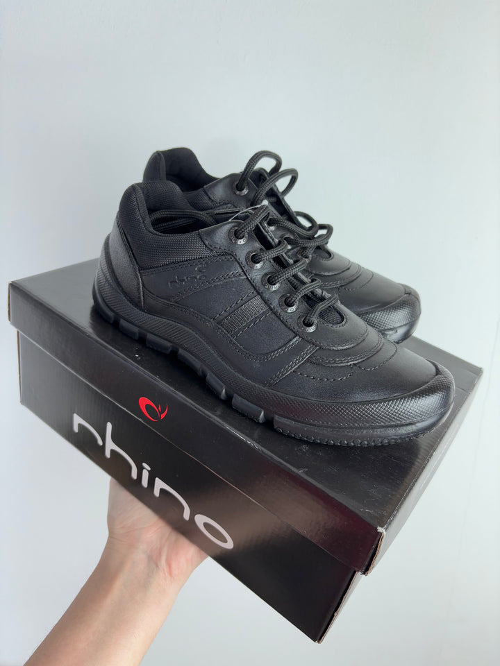 Rhino UK 2.5 E-Shoes-Second Snuggle Preloved