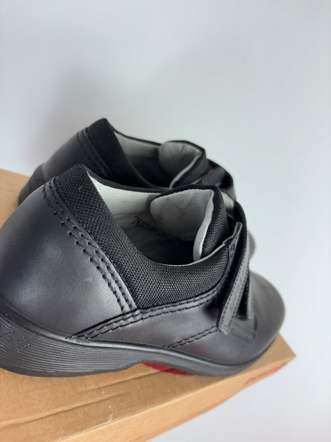 Ricosta William Black Leather Shoe-Shoes-Second Snuggle Preloved