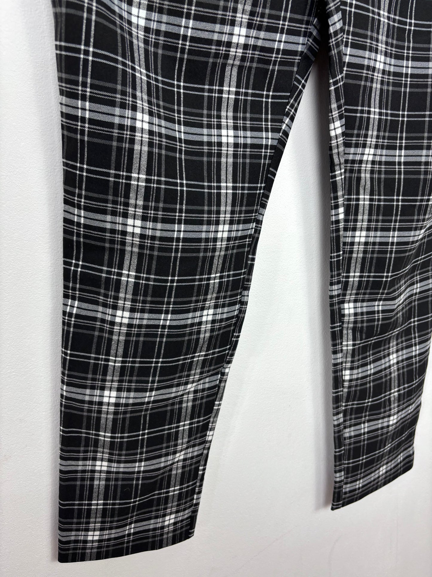 New Look Maternity Size 18-Trousers-Second Snuggle Preloved